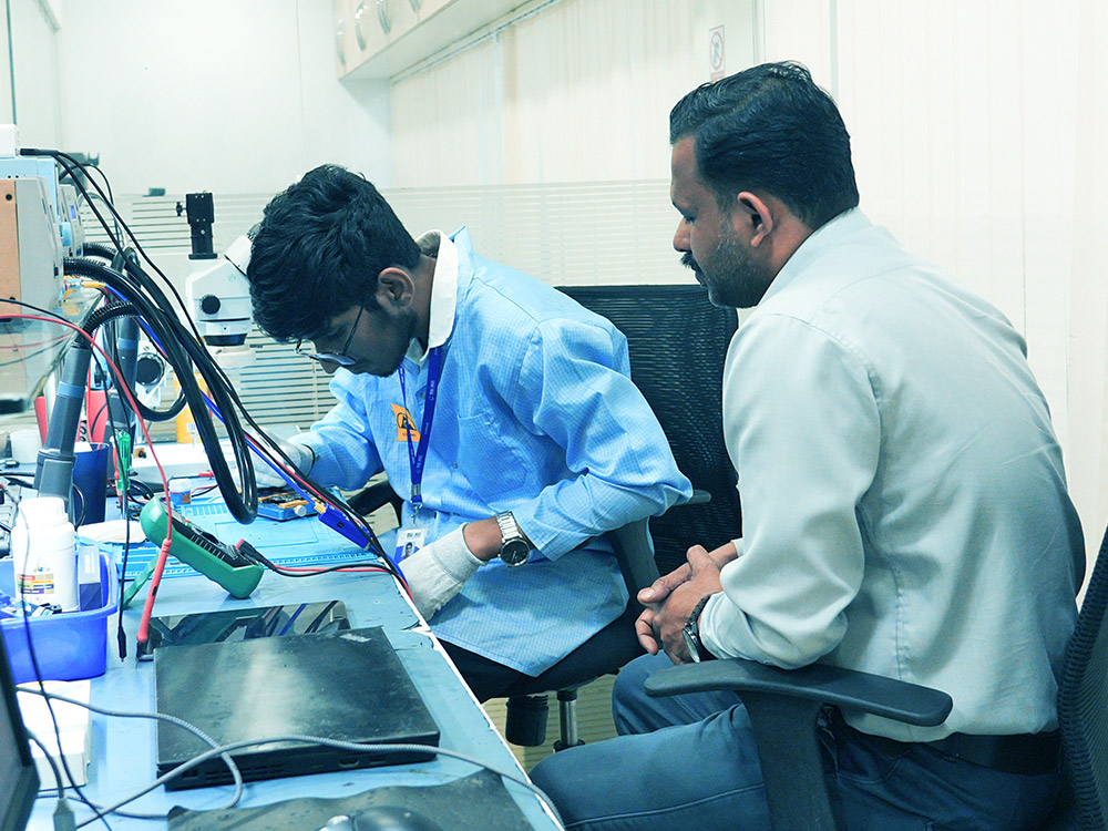 mobile computer laptop repair training institute